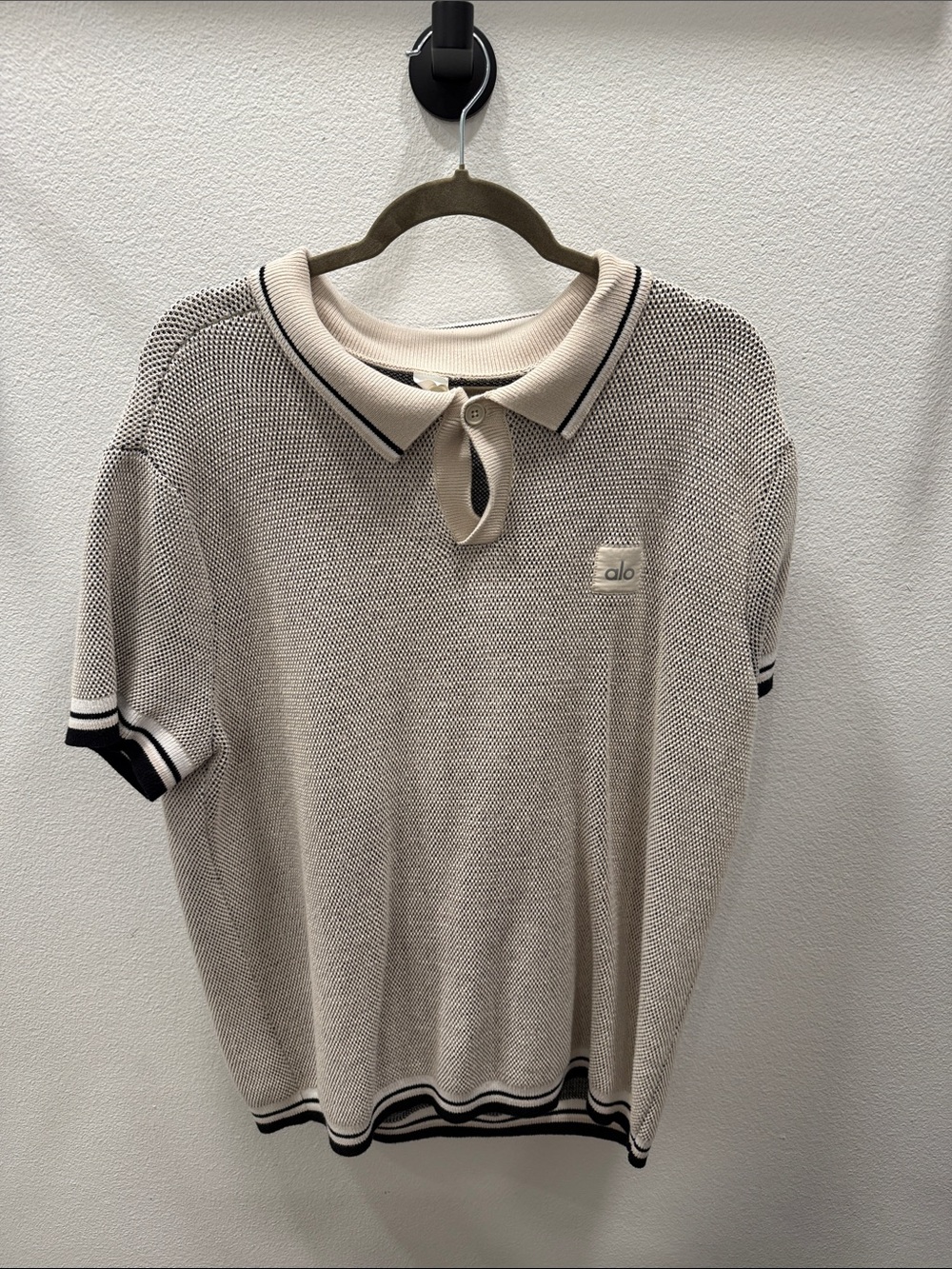 ALO Yoga Men’s Cream Knit Polo with Black Trim
